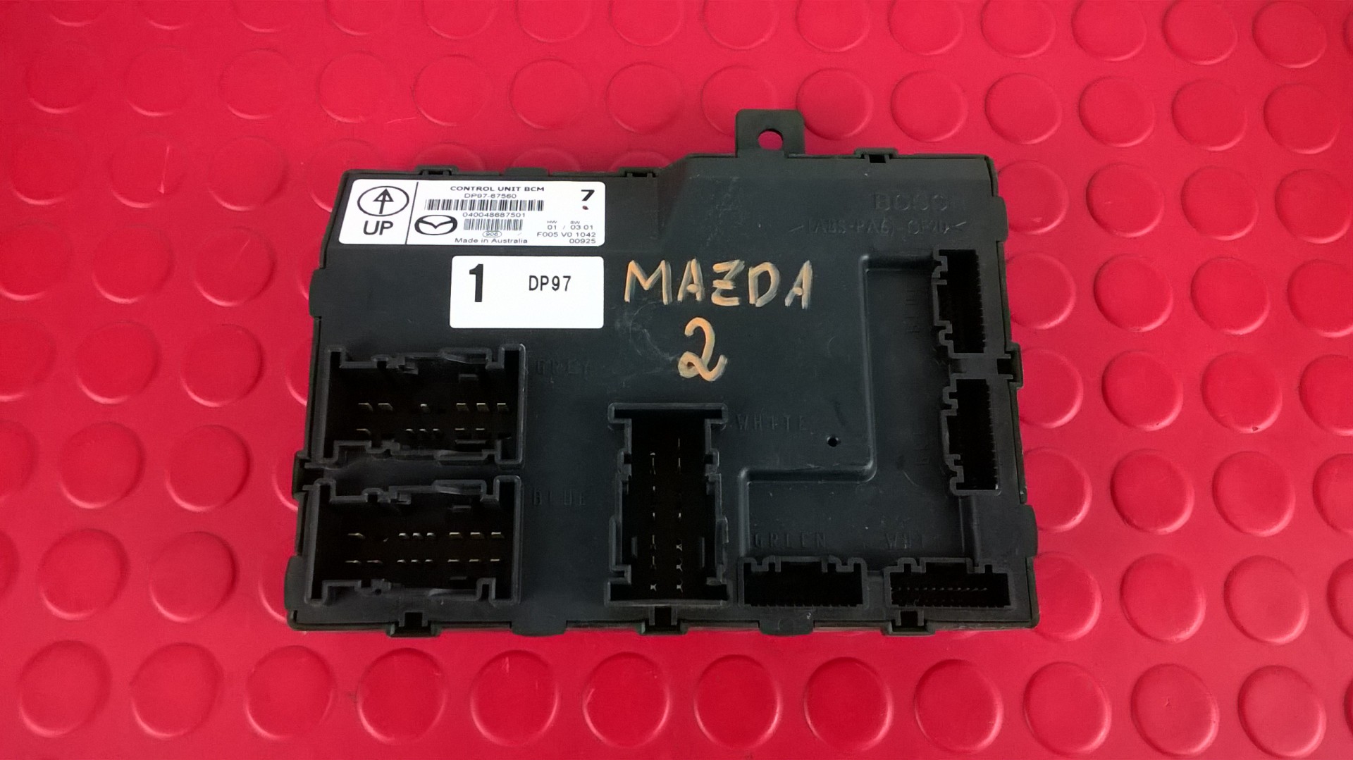 Peças - Modulo Confort - Dp97-67560 / F005v01042 [Mazda 2 (De_, Dh_3