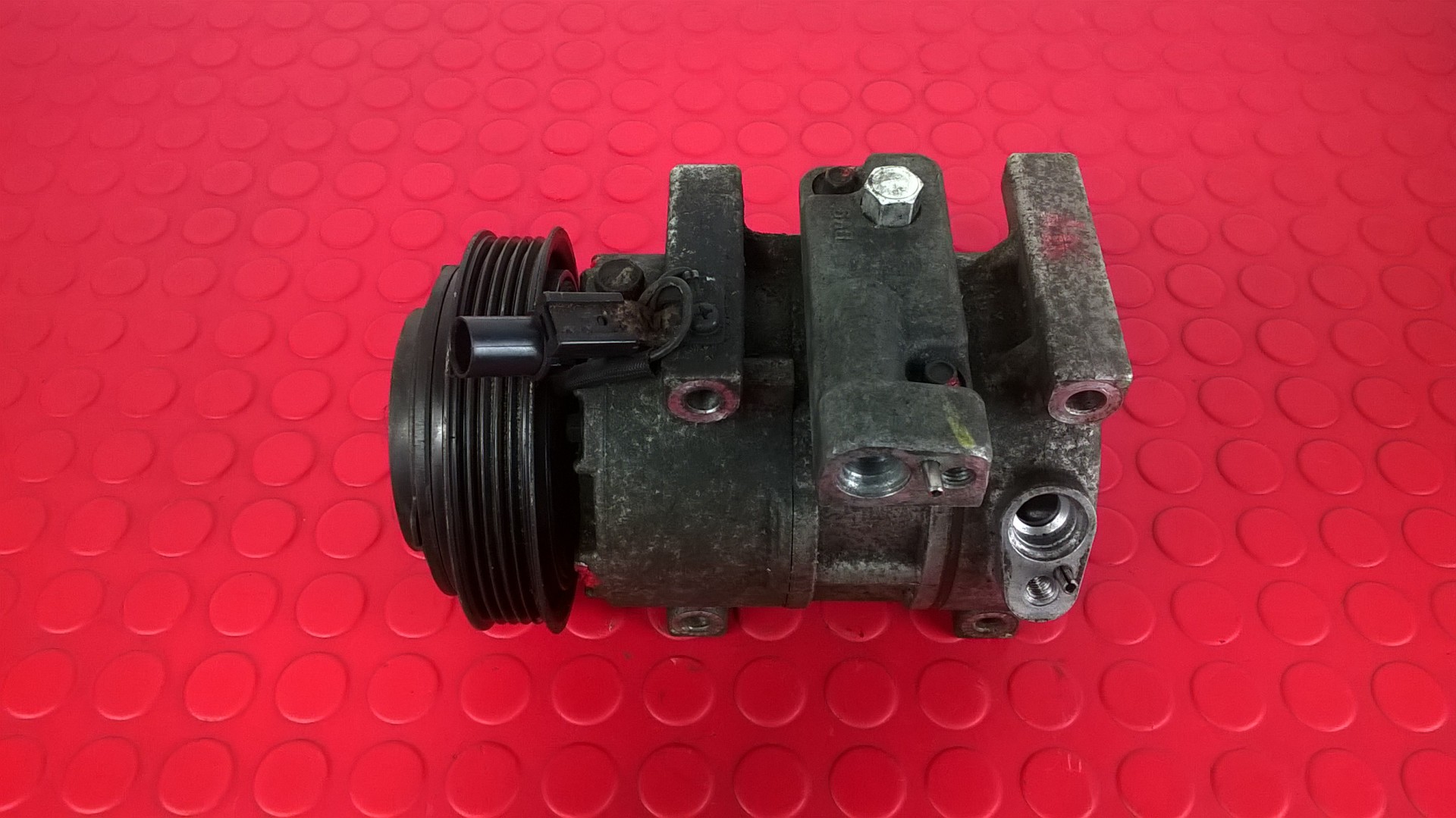 Peças - Compressor Ac - 9E1510163 / Dv080149 [Hyundai I20]