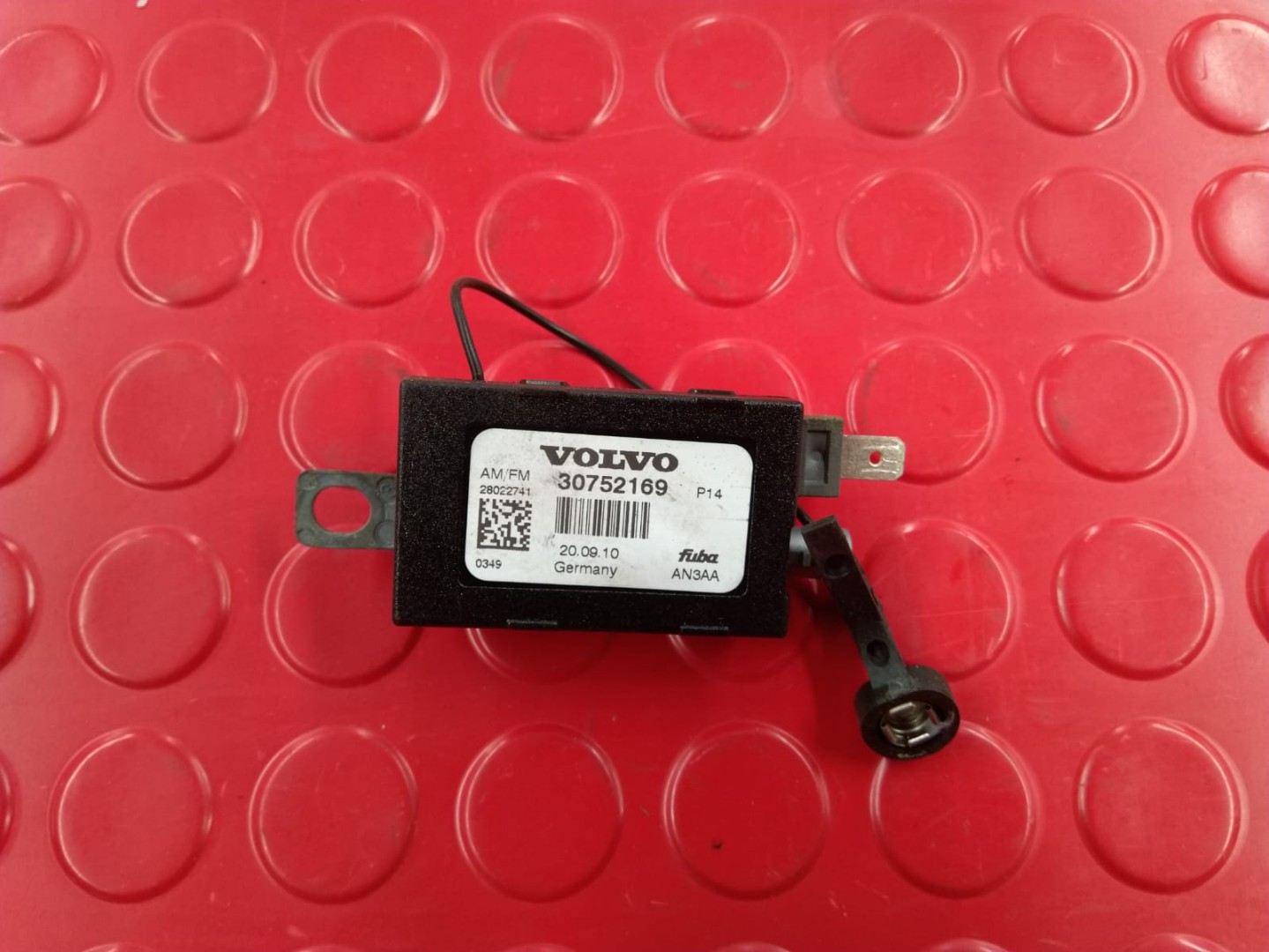 Peça - Amplificador De Antena - 30752169 / 28022741 [Volvo C30]