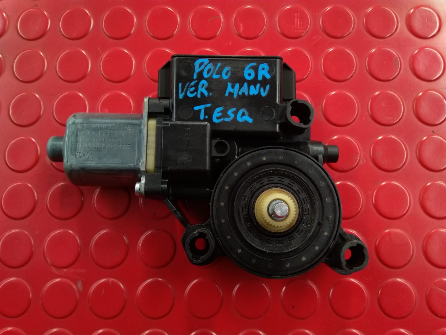 Peças - Motor Elevador Trás Esquerdo - 6R0959811f / S850311053b / 01