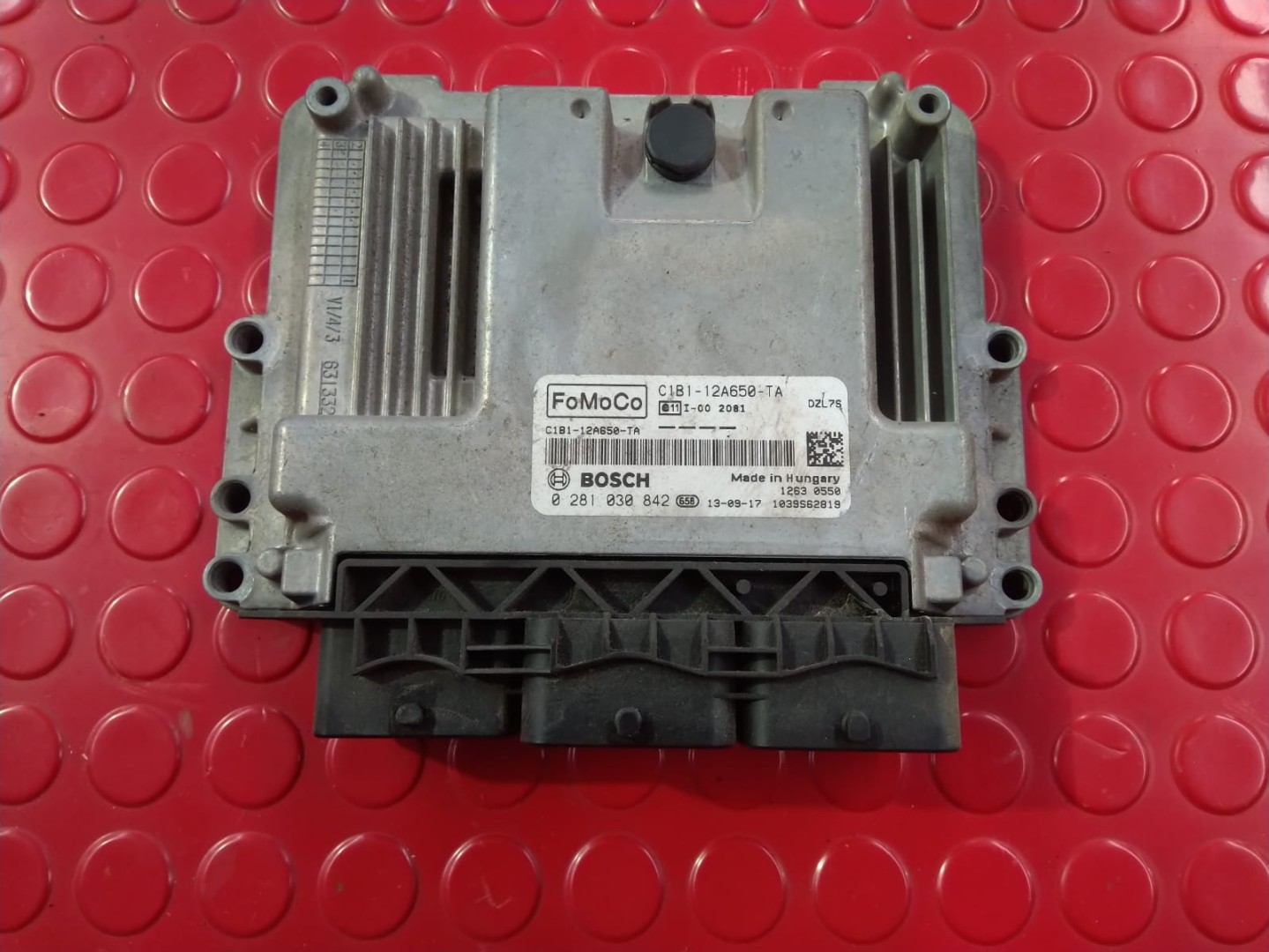 Peças - Centralina Do Motor - C1b1-12A650-Ta / C1b112a650ta / 028103