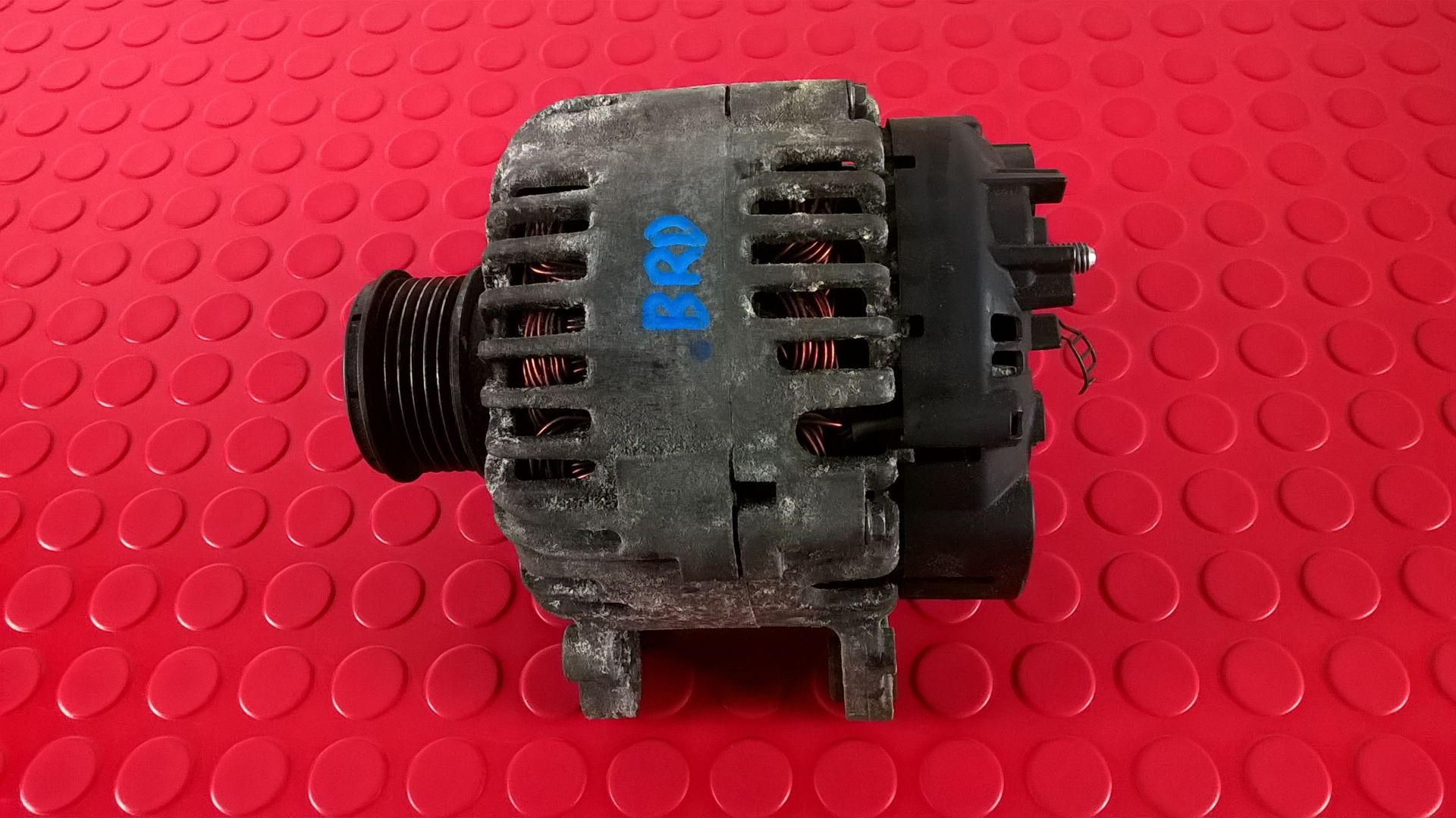 Peça - Alternador  - 06F903023h [Audi A4 B7]