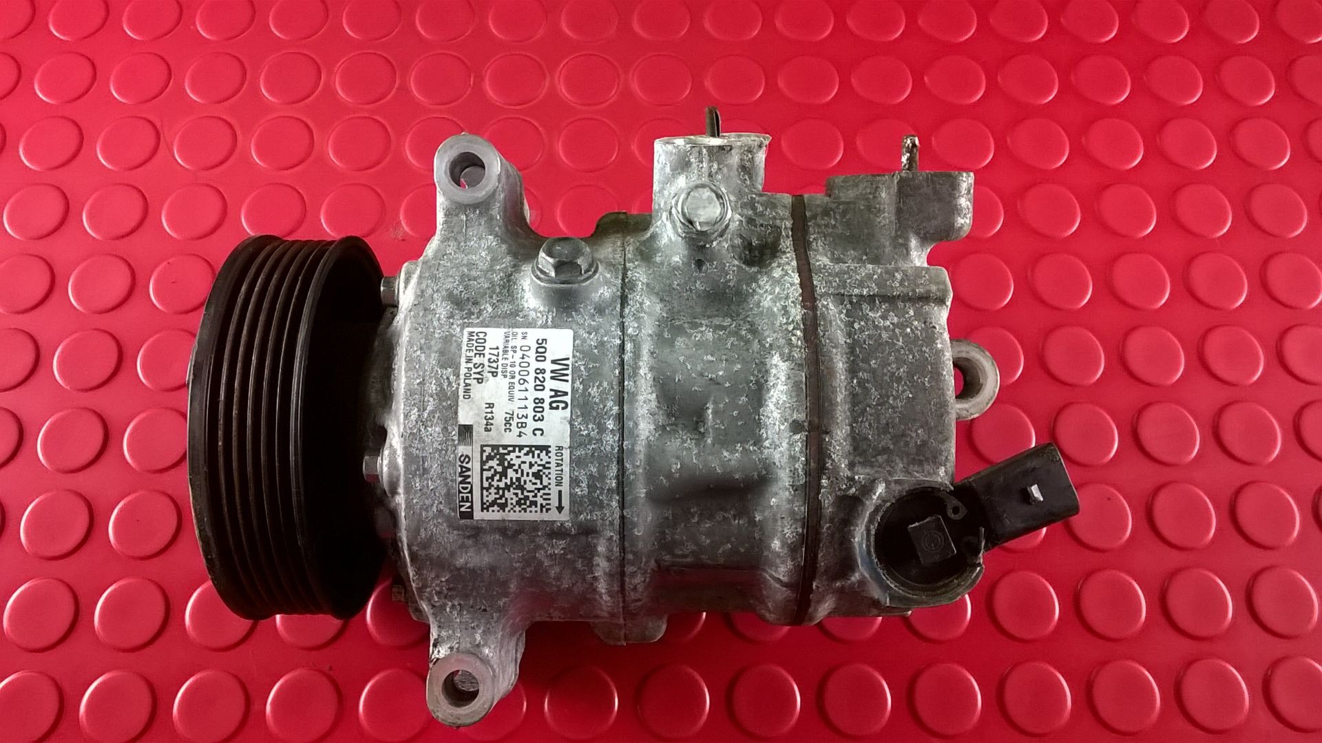 Peças - Compressor Ac - 5Q0820803c [Skoda Rapid]